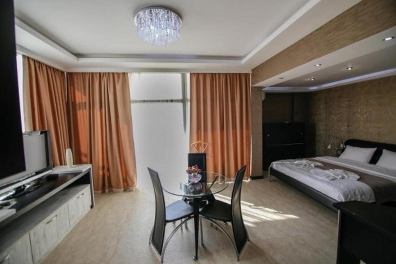 Panorama 360° Hotel Тбілісі Екстер'єр фото