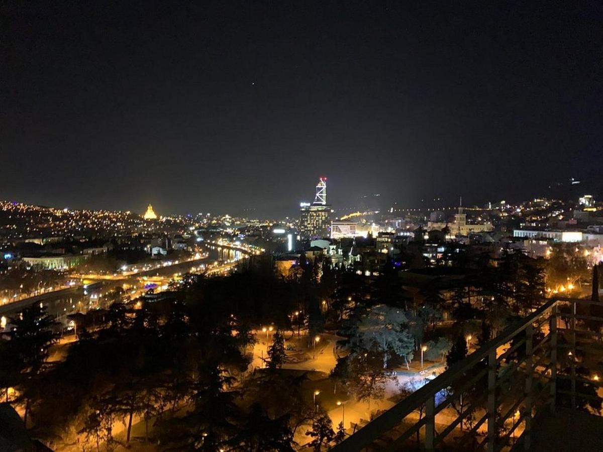 Panorama 360° Hotel Тбілісі Екстер'єр фото