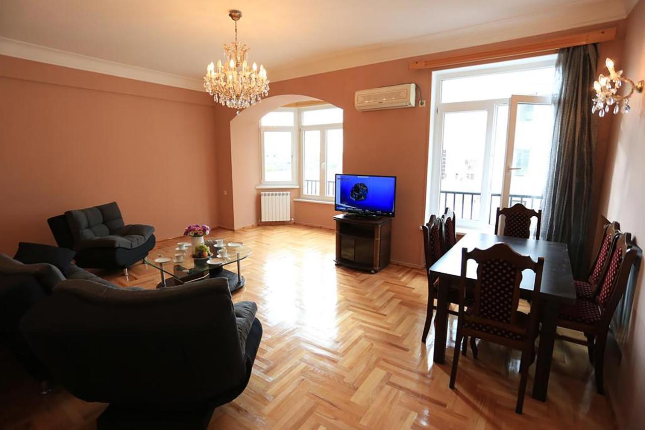 Panorama 360° Hotel Тбілісі Екстер'єр фото