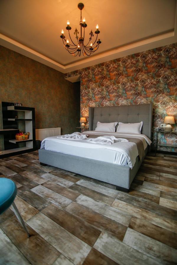 Panorama 360° Hotel Тбілісі Екстер'єр фото
