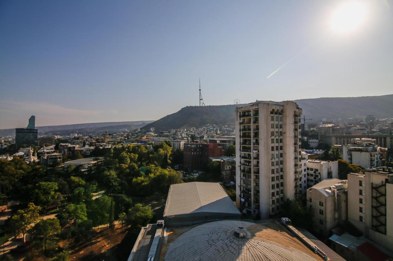 Panorama 360° Hotel Тбілісі Екстер'єр фото